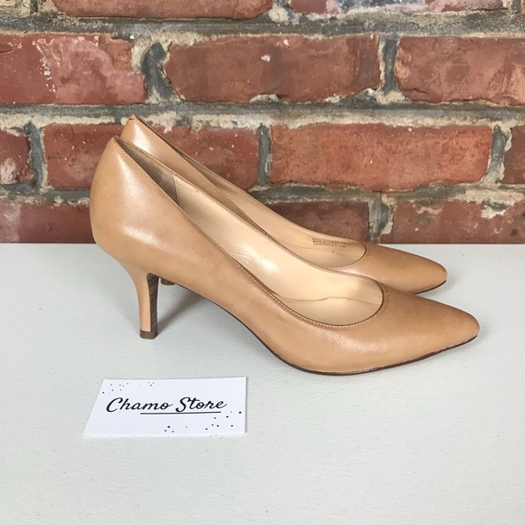 Cole Haan Shoes - Cole Haan Chelsea Low Pum hells woman’s Sz 8AA